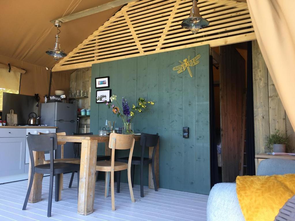 Glamping Aan De Plas Винкевеен Екстериор снимка
